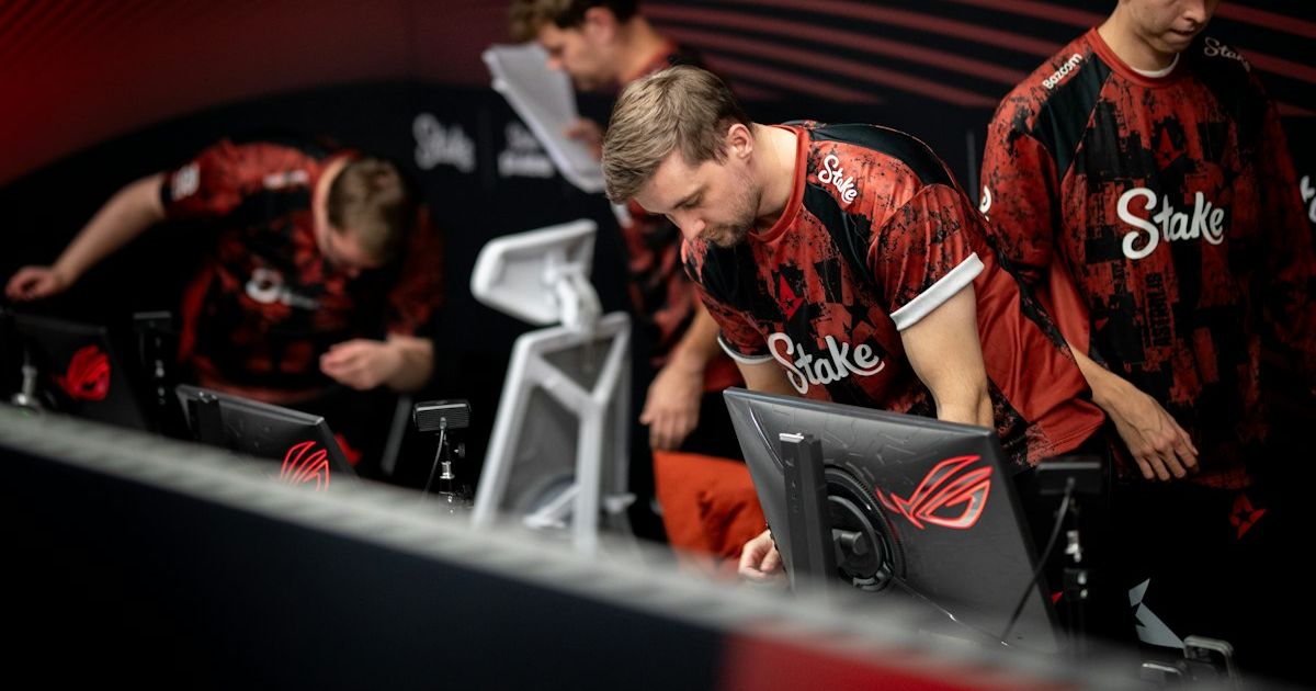 Official: Astralis bench HooXi and jabbi amid roster rumors